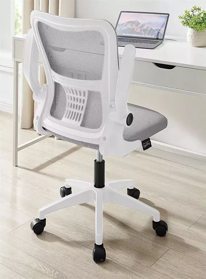 כסא מנהלים יוקרתי עם ידיות מתכווננות דגם XP-12 צבע אפור לבן מתצוגה ועודפים